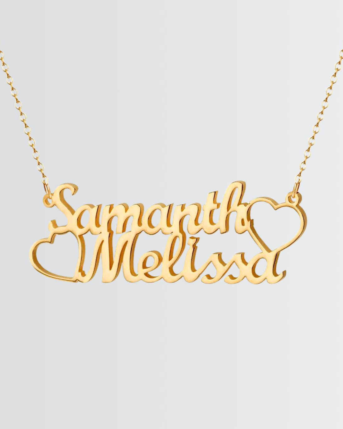 Collar personalizado con nombres de pareja y corazones