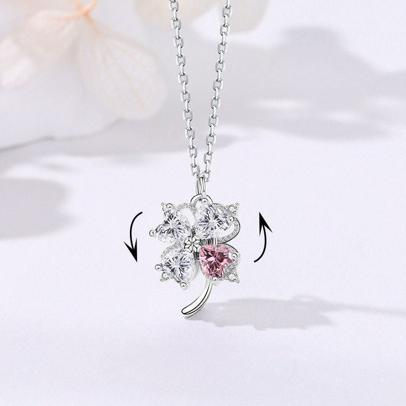 Spin & Shine Clover Necklace