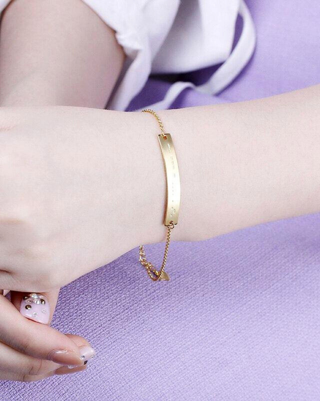 Personnalisez votre bracelet à barre en code Morse