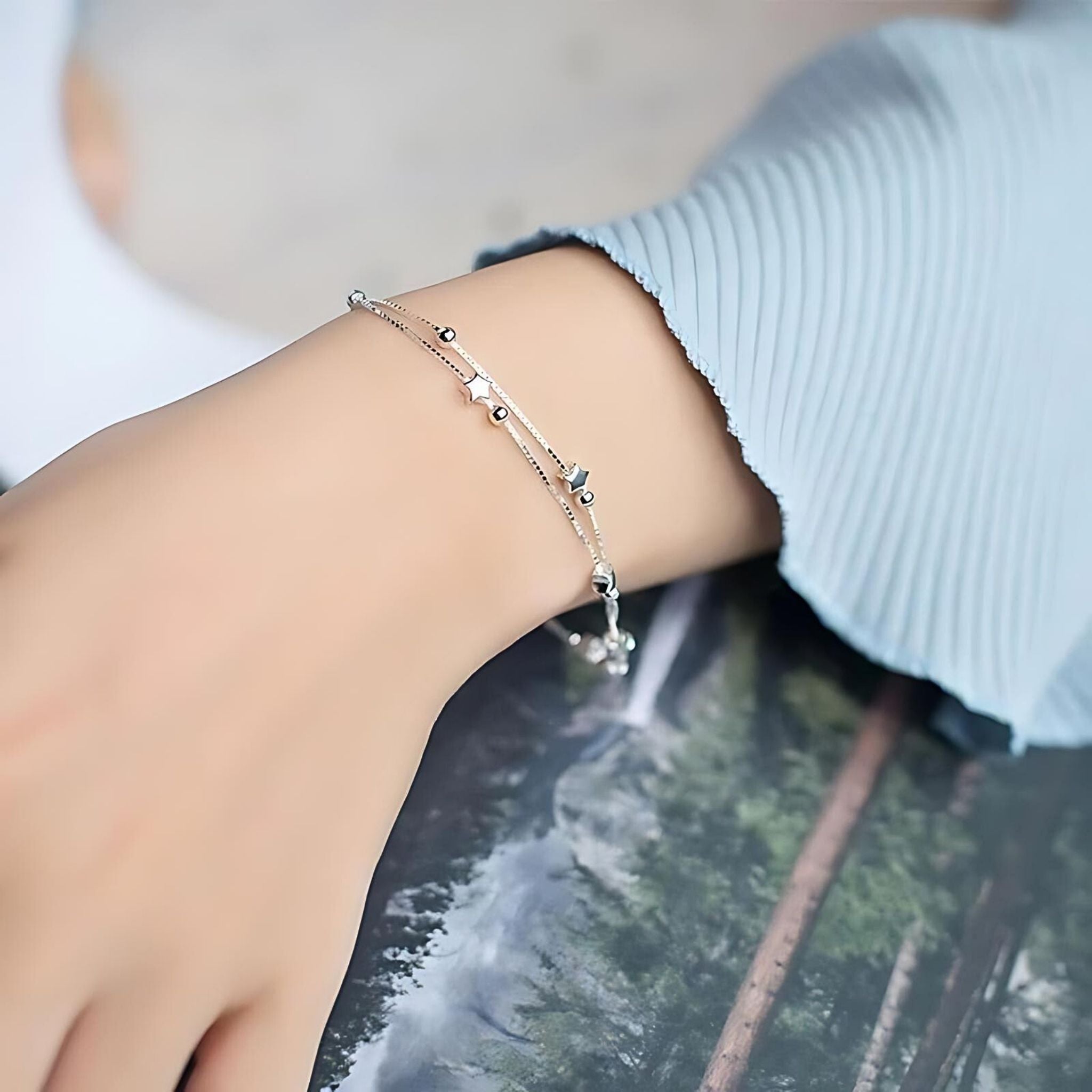 Pulsera de estrellas minimalistas