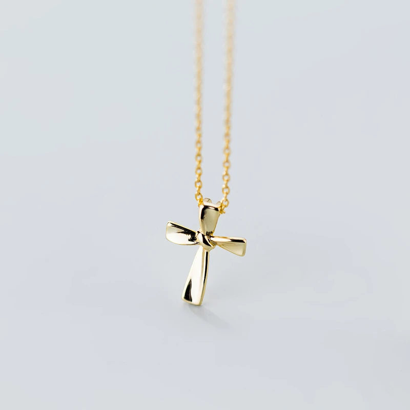 Minimal Cross Necklace