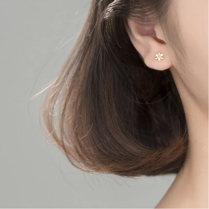 Pretty Petals Tiny Studs