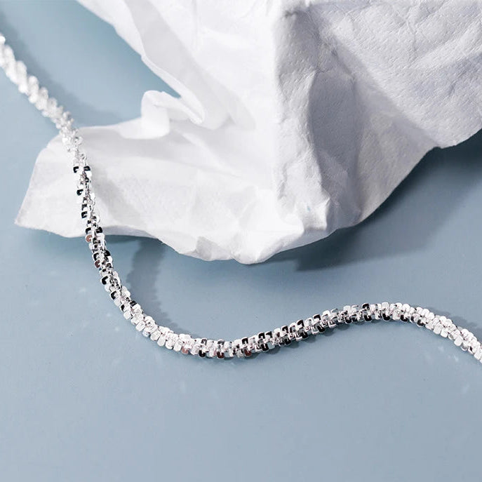 Sleek Strand Minimal Anklet