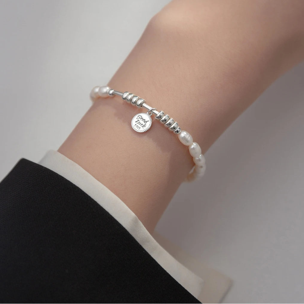 Luxurious Line Of Pearl Bracelet