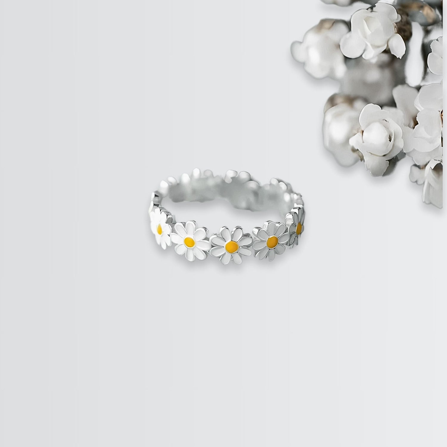 The Blooming Daisy Ring