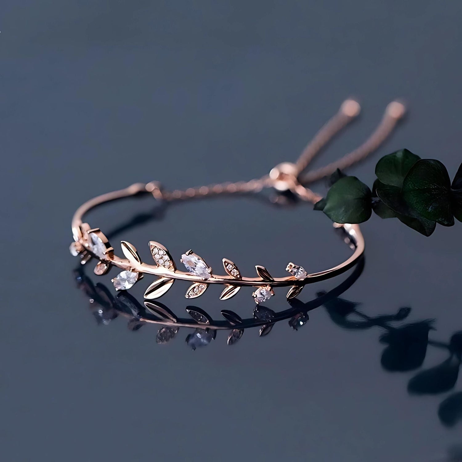 Enticing Leaves Bracelet