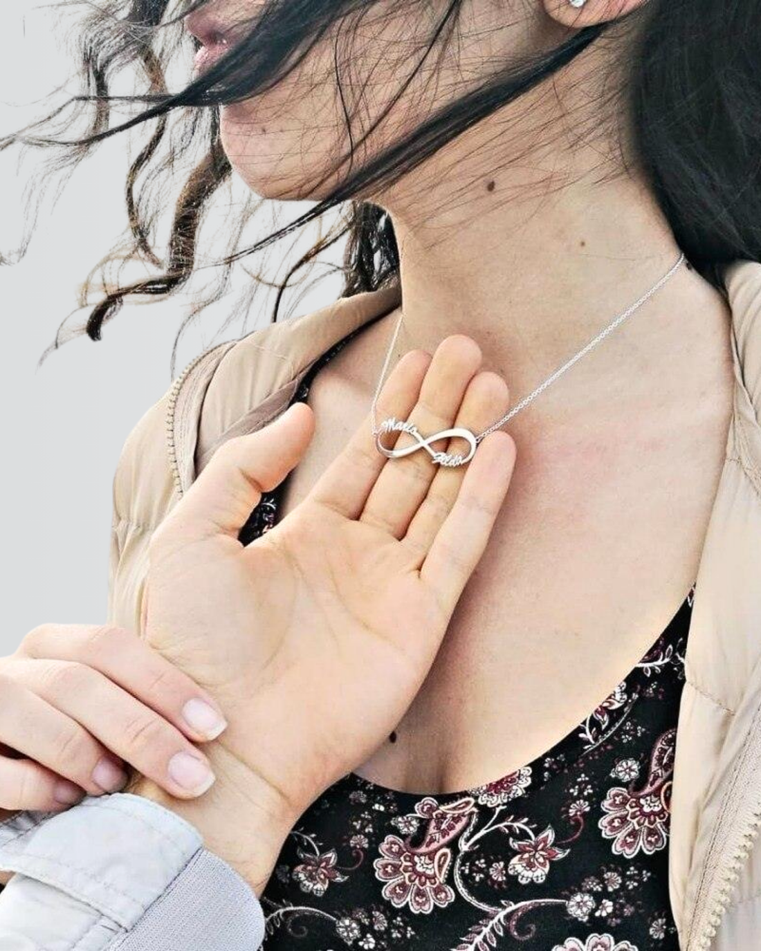 Personaliza tu collar infinito con nombres