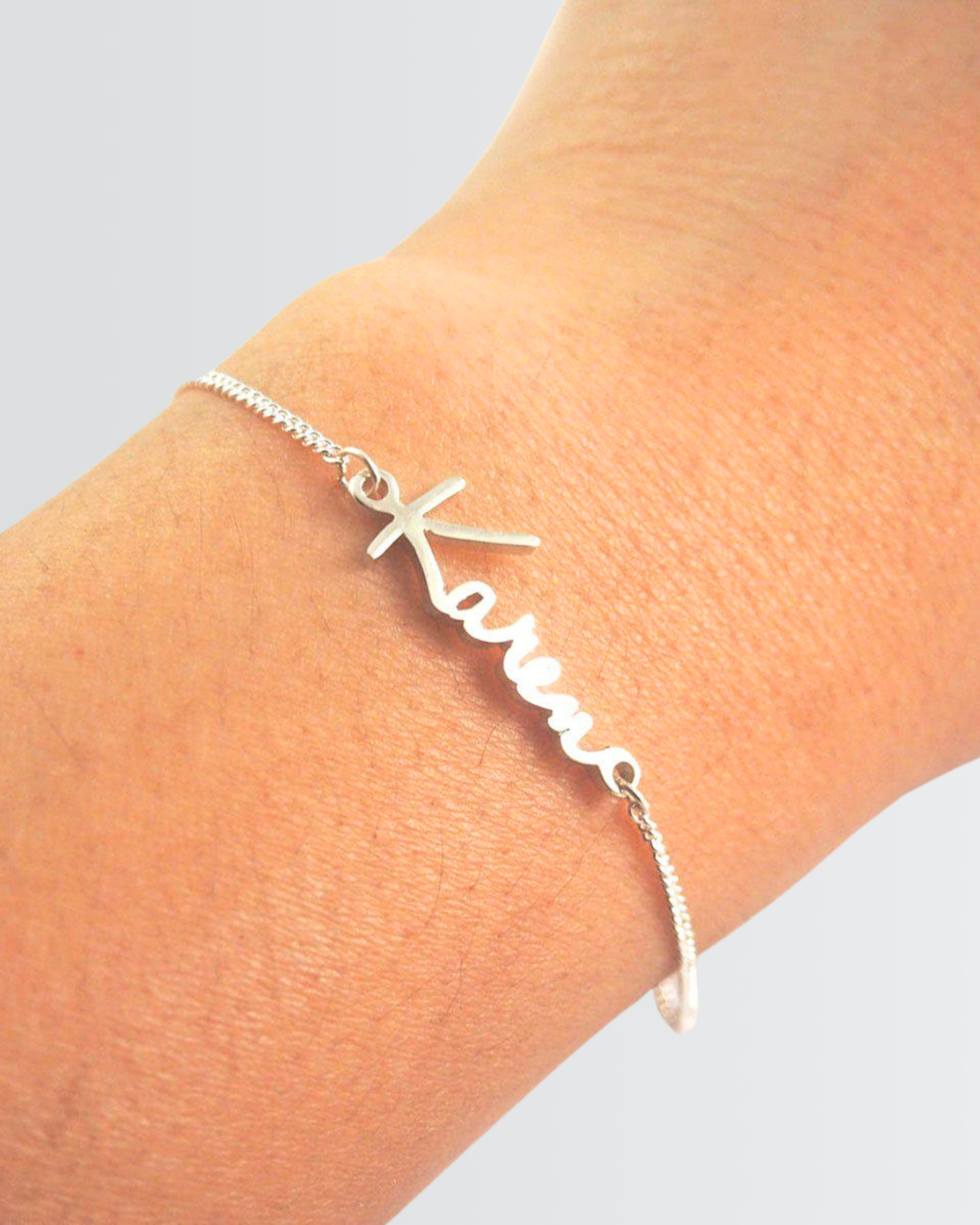 Personnalisez votre bracelet avec votre nom