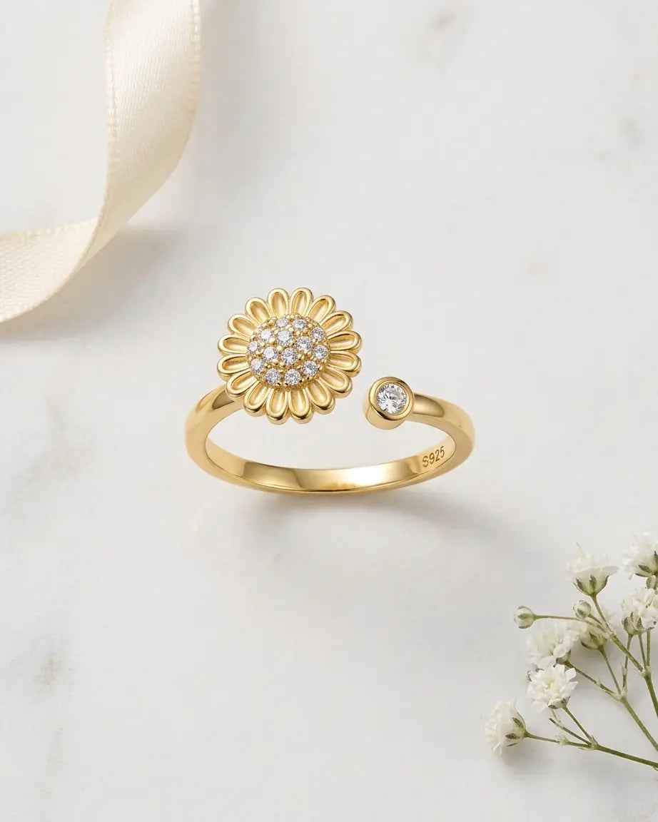 Blooming Daisy Spinner Ring -  Silver Ring by BLINGLANE