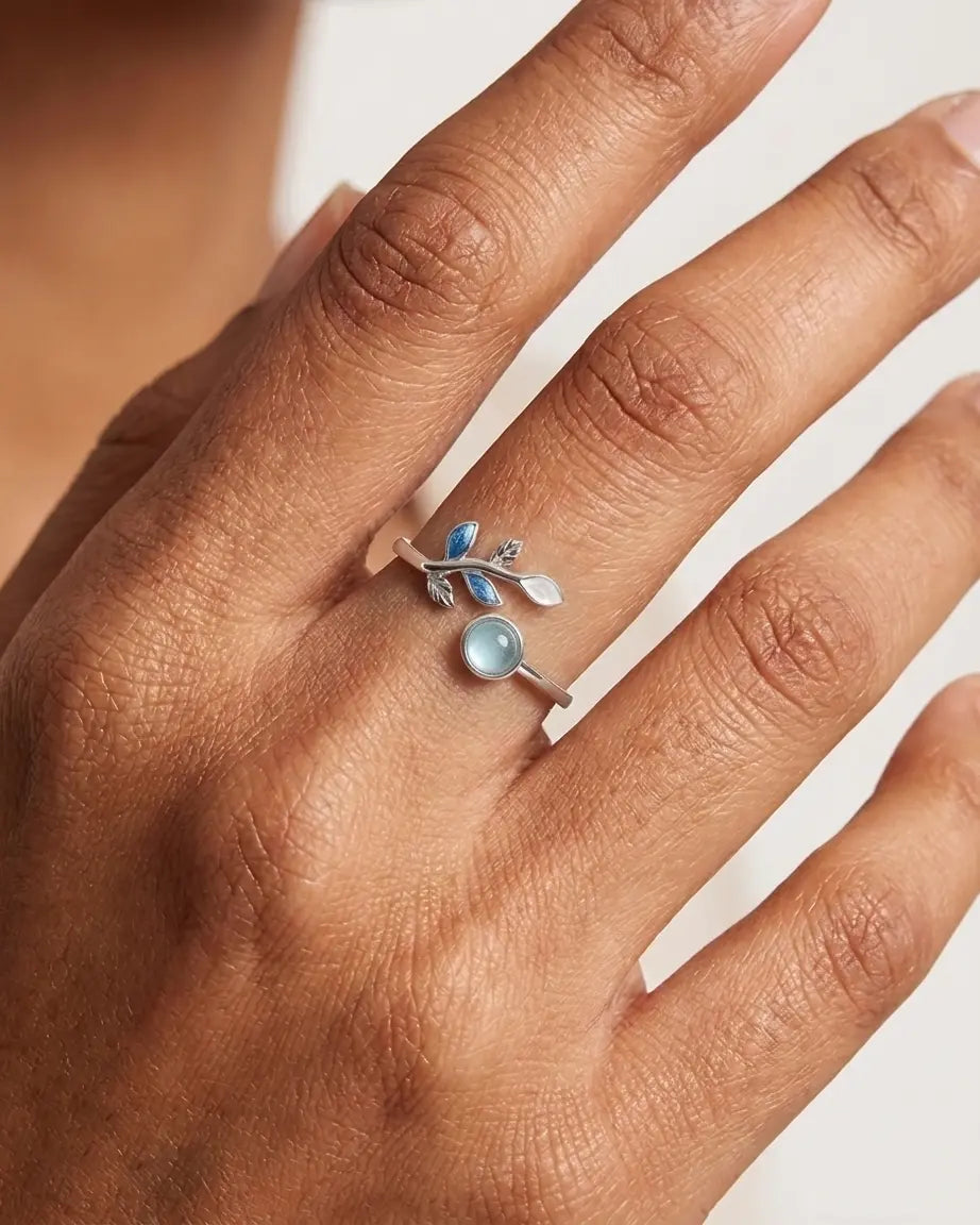 Leafline Elegance Ring -  Silver Ring by BLINGLANE