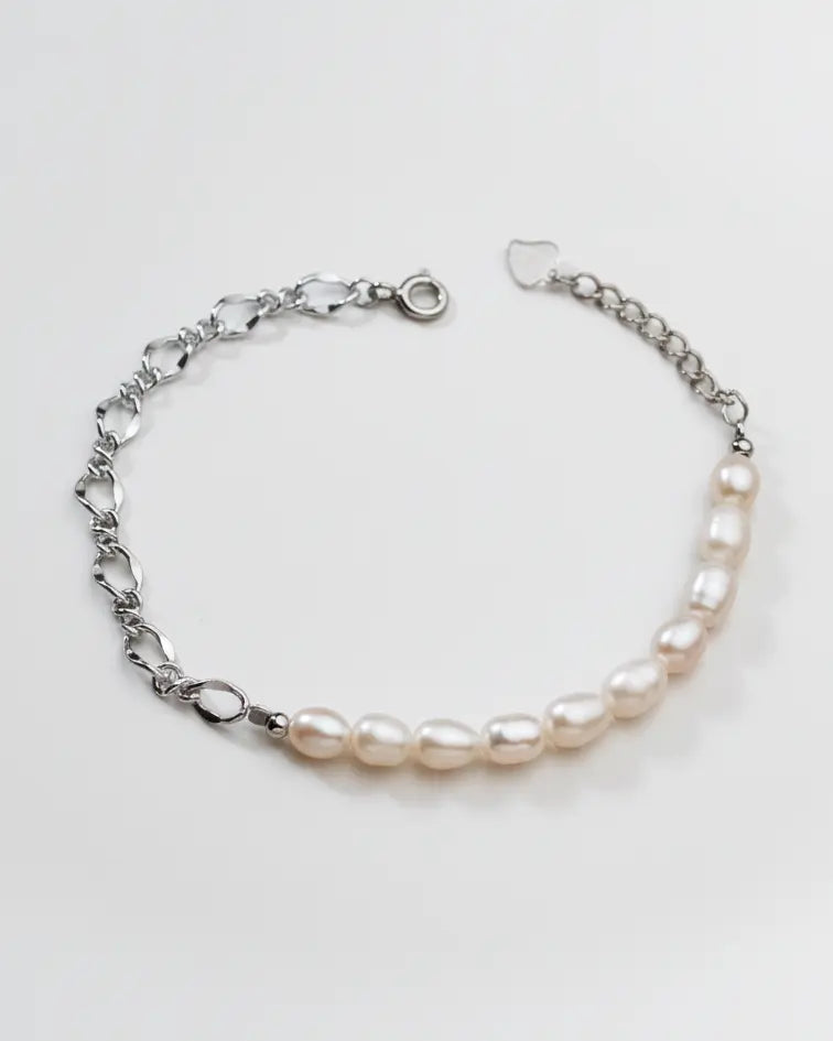 Lustre Links Pearl Bracelet - Silver Bracelet by BLINGLANE