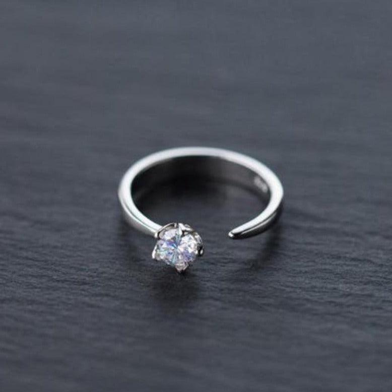 Rising Solitaire Elite Ring - Blinglane